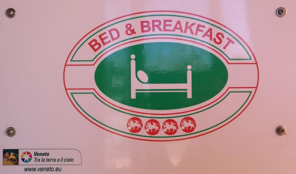 La Corte Bed & Breakfast Rosolina Exteriör bild